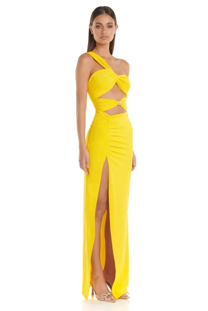 "Yellow maxi dress for women with high slit, made from a lightweight, flowy fabric. Perfect for sunny days and casual…
