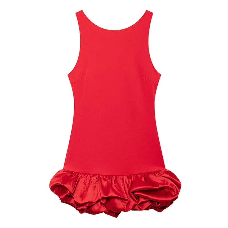 "Red sleeveless dress with ruffled detailing, perfect for summer. Made with breathable cotton fabric, a flattering choice…