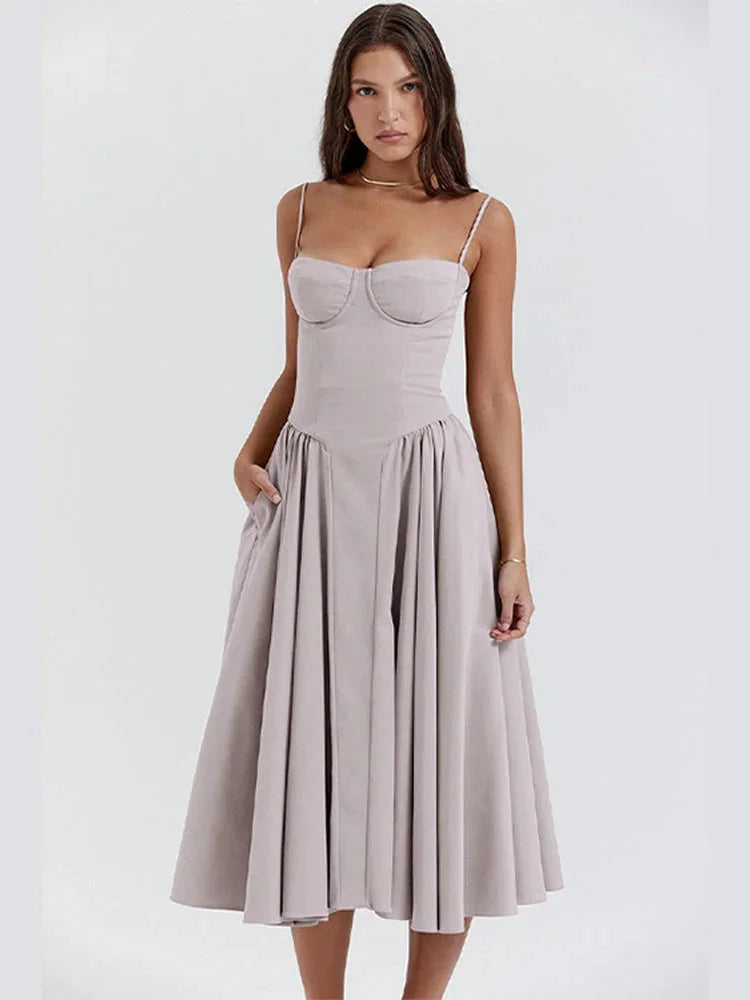 Light grey fitted bodice dress with flare, perfect for formal occasions. Made of high-quality fabric for a stylish and…